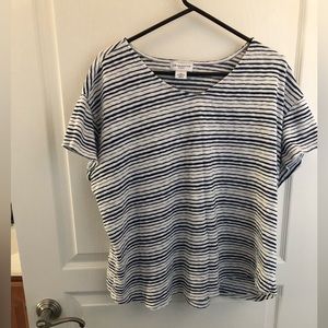 Liz Claiborne nubby top size 2X